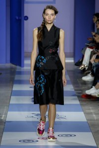 Shiatzy Chen RTW Spring 2019