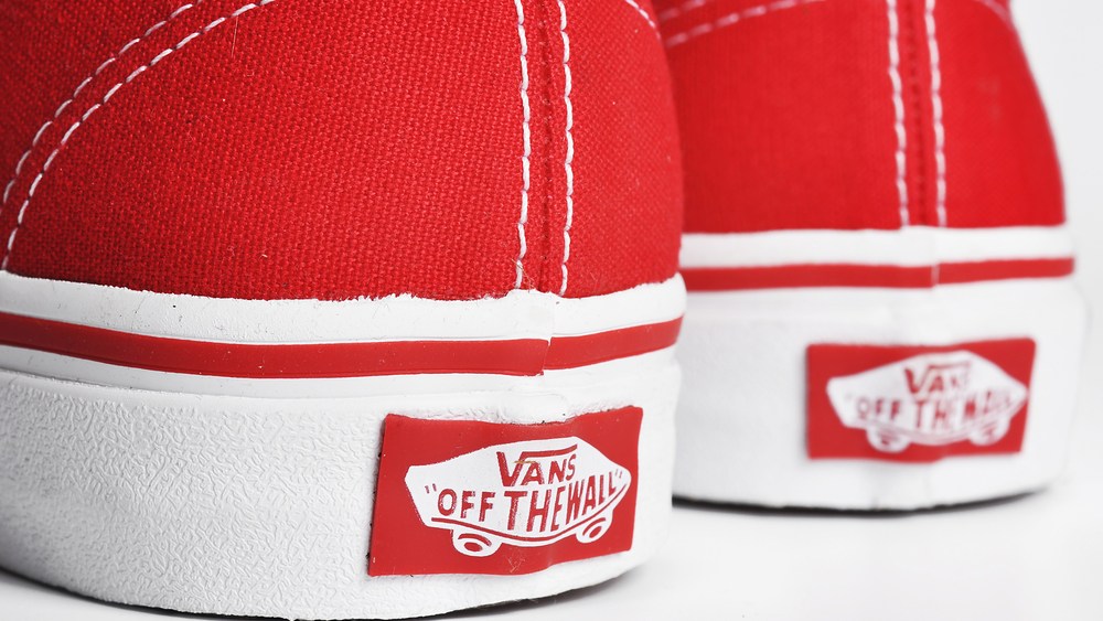 Streetwear and Athletic Footwear Brands Still Dominant Among Teens