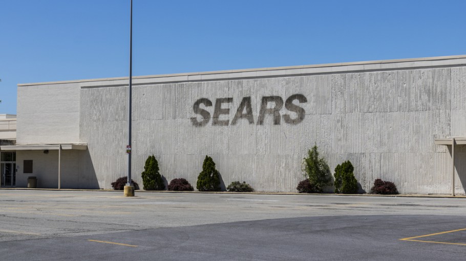 Mall Owners Attempt to Capitalize on Sears Store Closures