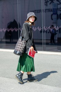 Street Style at Shanghai Fashion Week Spring 2019.