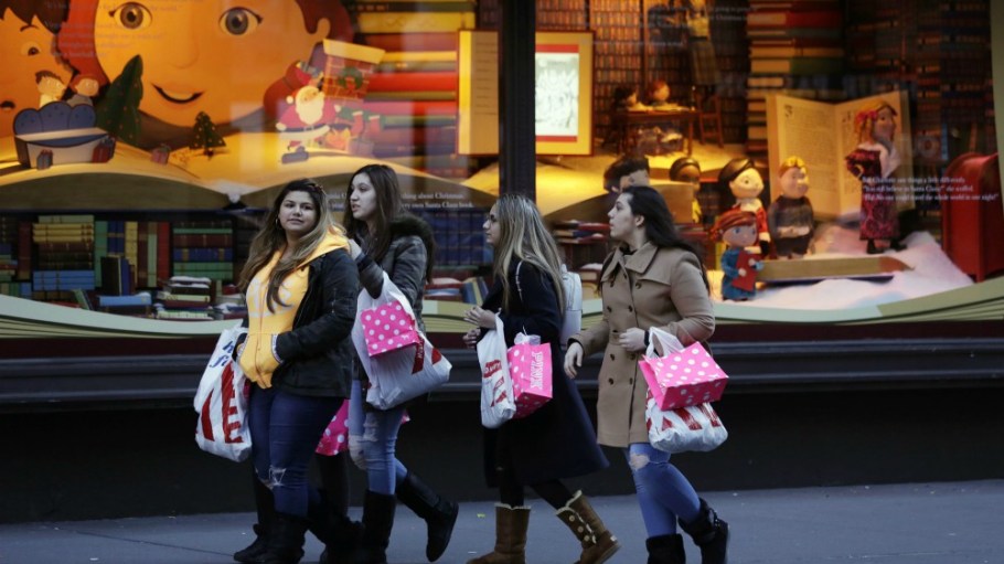 It could be a record-breaking holiday season for retailers, with brick-and-mortar especially primed to shine, eMarketer says.