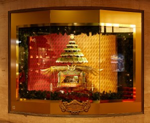 David Jones Holiday Windows 2018 in Australia
