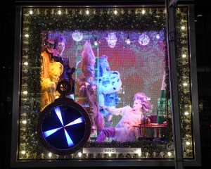 Bloomingdales Holiday Windows 2018 in New York