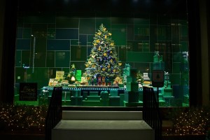 Takashimaya Holiday Windows 2018 in Tokyo