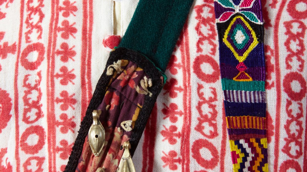Folkloric Fashion Key to New Shapes, Fighting Artificial Intelligence