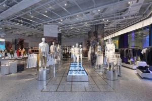 Nike’s House of Innovations blends digital and physical store experience.