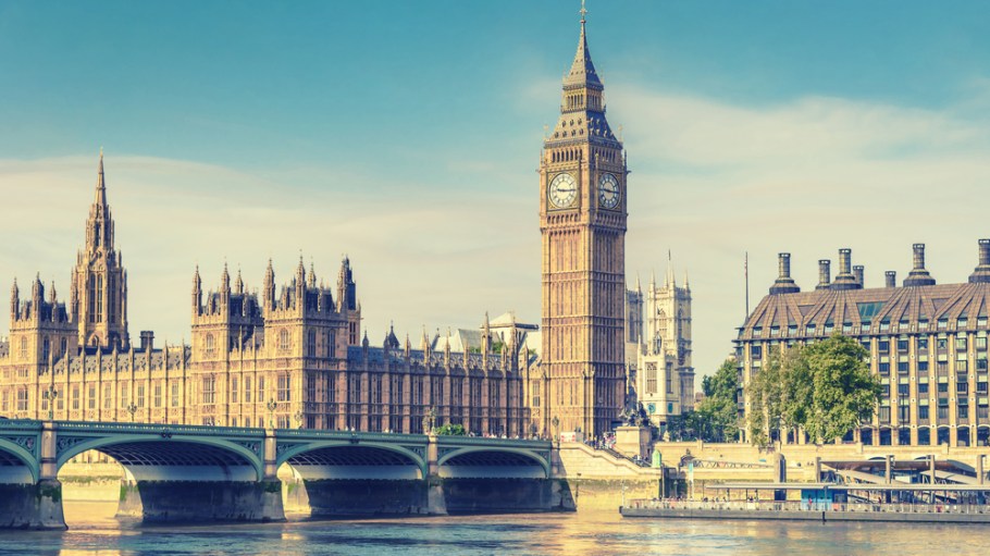 UK Parliament Begins Hearings on the Future of Fast Fashion