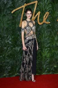 Kaia Gerber and poses for photographers upon arrival at the The Fashion Awards 2018 in central London
The Fashion Awards 2018, London, United Kingdom - 10 Dec 2018