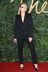 Noomi Rapace