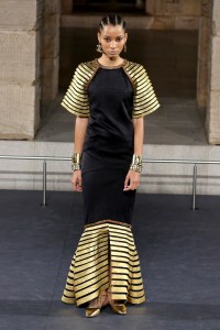 A look from the Chanel Métiers d'Art 2019 collection