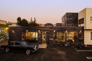 Exterior shot of of the Hoorsenbuhs Atelier