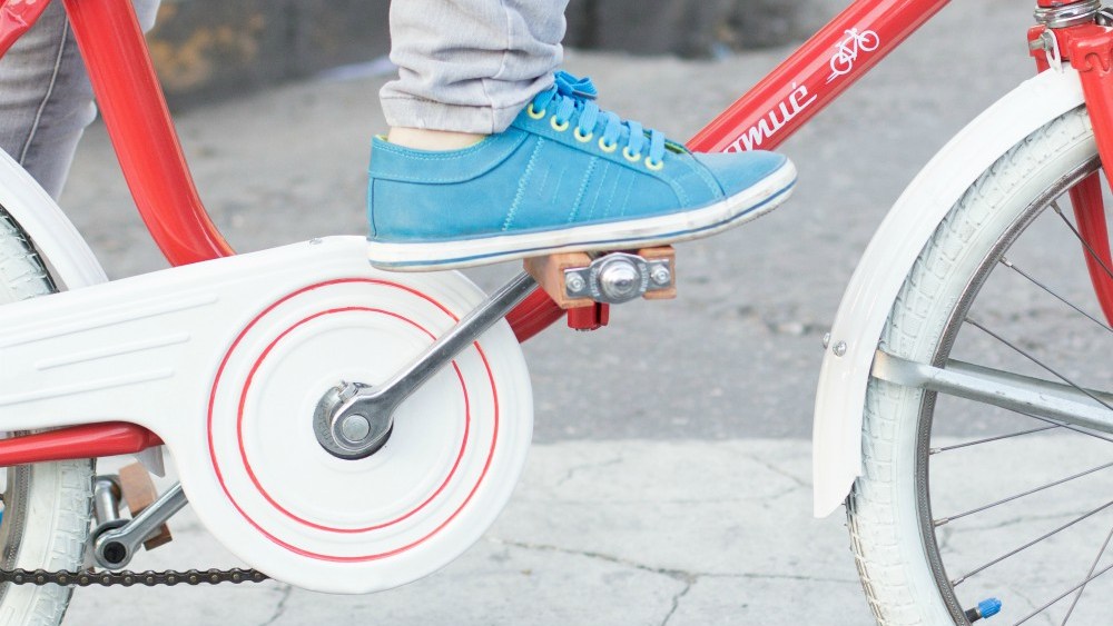 2019 Athletic and Lifestyle Footwear: Trends, Challenges + Predictions