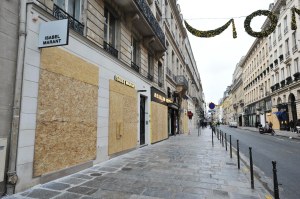 Paris on Lockdown in Fourth Weekend of Violent Protests