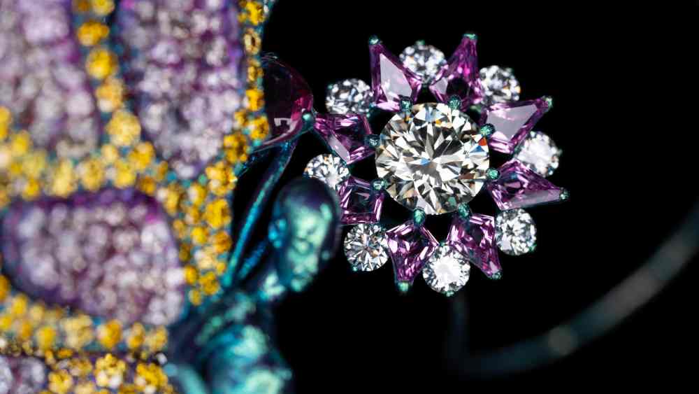 Butterfly Nebula brooch by Wallace Chan.