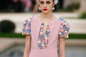 Details at Chanel Couture Spring 2018