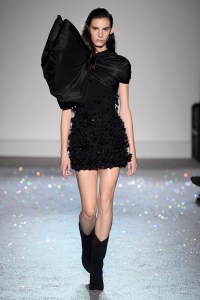 Giambattista Valli Couture Spring 2019