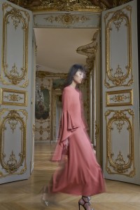 Giambattista Valli Pre-Fall 2019