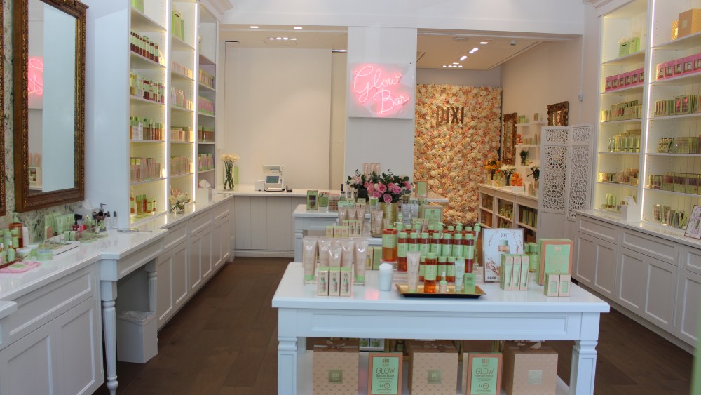Pixi Opens U.S. Flagship