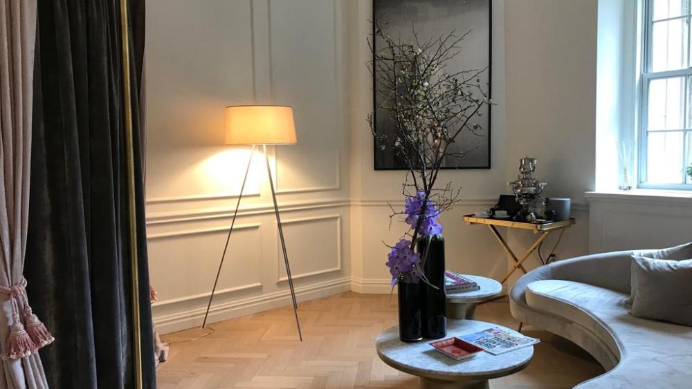 Reyad Fritas Opens New Vision Salon