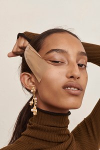 A look from Jo Riis-Hansen.