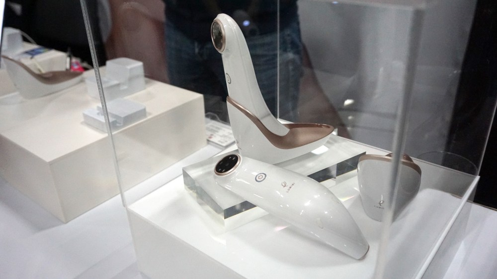 Lululab lumini ces 2019 skin technology