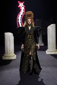 Moschino Pre-Fall 2019