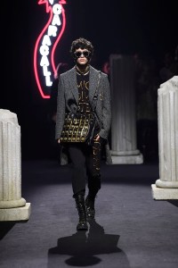 Moschino Pre-Fall 2019