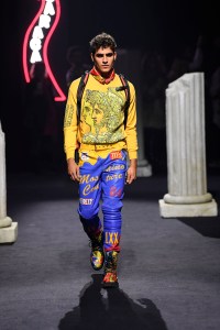 Moschino Pre-Fall 2019