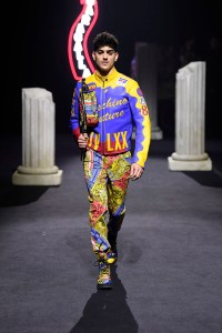 Moschino Pre-Fall 2019