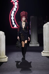 Moschino Pre-Fall 2019