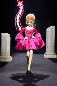 Moschino Pre-Fall 2019