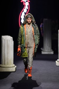 Moschino Pre-Fall 2019