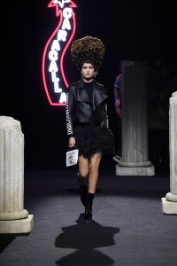 Moschino Pre-Fall 2019