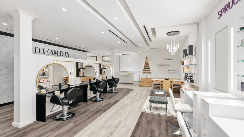 Neiman Marcus Expands Beauty Service Offerings
