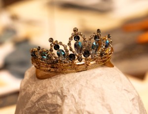 The soloist female crown for Tschaikovsky Piano Concerto No. 2.