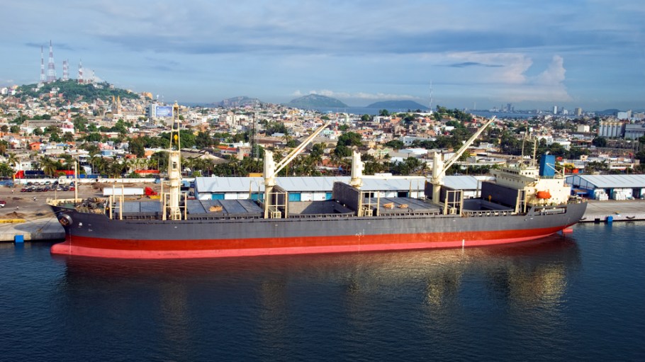 Mexico Posts Record-High Trade Surplus Even After NAFTA Redo