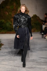Alexa Chung RTW Fall 2019