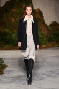 Alexa Chung RTW Fall 2019