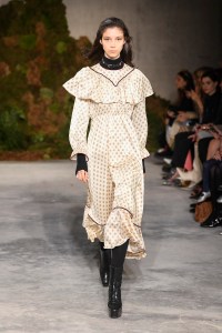 Alexa Chung RTW Fall 2019