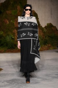 Alexa Chung RTW Fall 2019