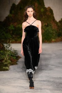 Alexa Chung RTW Fall 2019