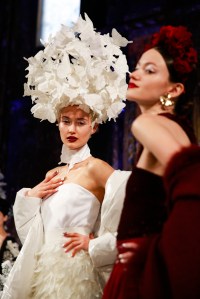 Alice and Olivia RTW Fall 2019