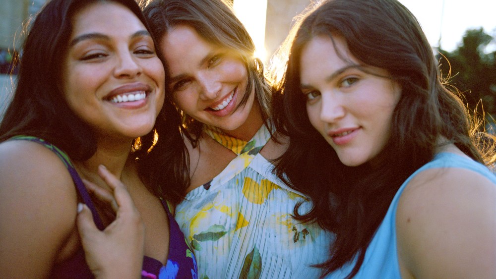 Launch campaign image for new extended size A+nthropologie range featuring models Ali Tate, Candice Huffine, and Paloma Elsesser shot in Mexico City,
