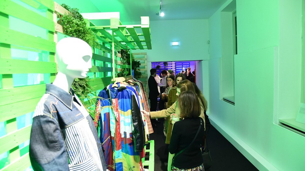 yoox vogue italia upcycled luxury designer fashion milan sustainability bethany williams next green talent