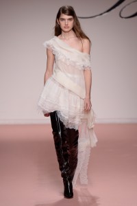Blumarine-RTW-Fall-2019
