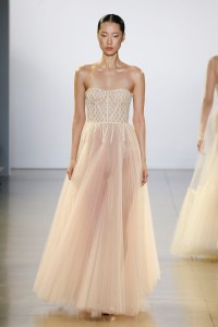 Cong Tri RTW Fall 2019