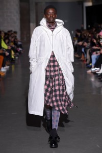 Runway at Dawei RTW Fall 2019