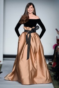 Dennis Basso RTW Fall 2019