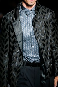 Details at Giorgio Armani RTW Fall 2019