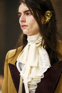 Details at Gucci RTW Fall 2019